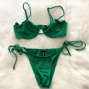 TRIANGL bikini set - WORN ONCE